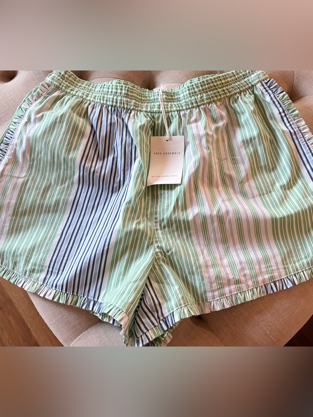 New Free Assembly ruffle shorts
